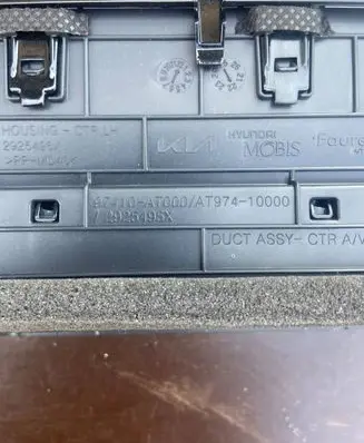 KIA Niro Dash center air vent grill 97410AT000 AT97410000 72925495X