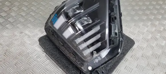 Hyundai Kona I Headlight/headlamp 92102BEXXX