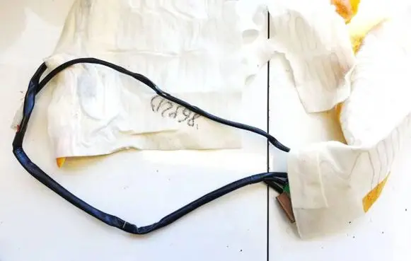 Toyota Avensis T250 Seat heating element 90826