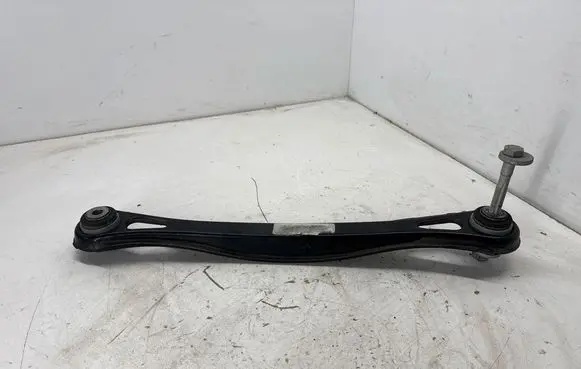 Chevrolet Camaro Rear control arm 22974130 86804922