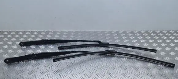 Opel Astra J Front wiper blade arm 13289888 13289887