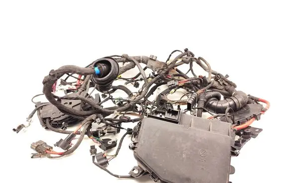 Mercedes-Benz EQA Engine installation wiring loom A2435401506 A1775460300 A2475463900