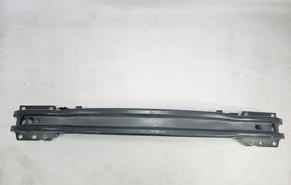 Volvo V70 Front bumper cross member 30791152