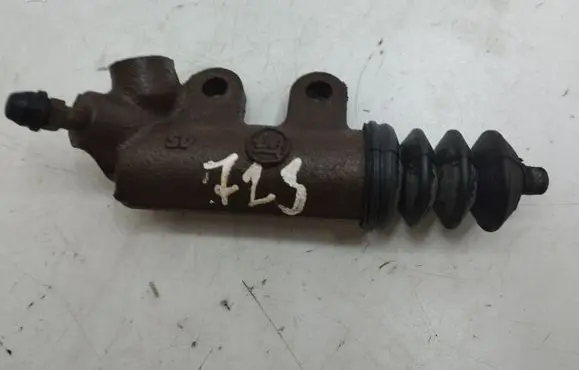 Clutch master cylinder