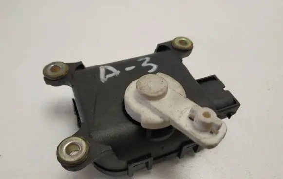 Seat Toledo II (1M) Air flap motor/actuator 1J2907511D 0132801212