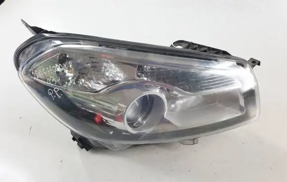 Nissan Qashqai+2 Headlight/headlamp