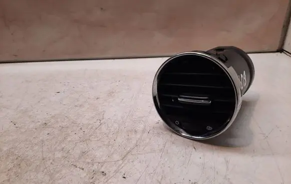 Peugeot 308 Dash center air vent grill 305038