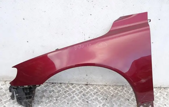 Volvo V70 Fender