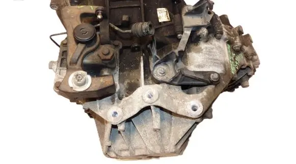 Volvo S60 Manual 5 speed gearbox HU1R-7002-GEB 31439784