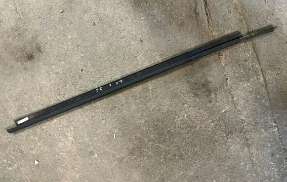 Audi A1 Front door trim (molding) 8X3837447