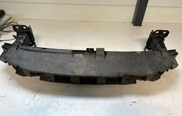 Skoda Superb B6 (3T) Front bumper cross member