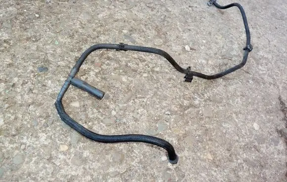 Mercedes-Benz C W205 Vacuum line/pipe/hose 223212543R