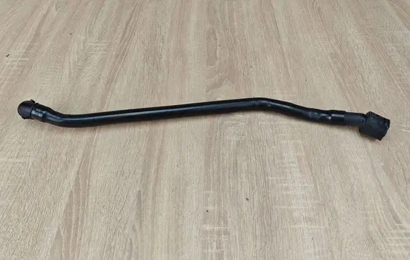 BMW 8 G16 Engine coolant pipe/hose 8678498