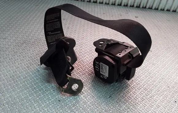 Mitsubishi Space Star Rear seatbelt