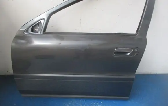 Volvo S60 Front door