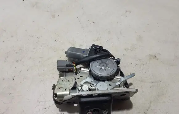 Dodge Durango Loading door lock 4589656AE
