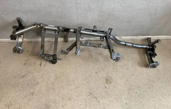 BMW X3 G01 Dashboard cross member/frame bar 6822014