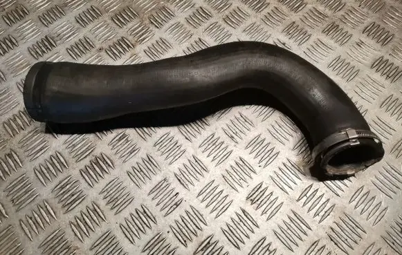 Opel Insignia A Intercooler hose/pipe 13257586