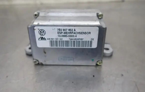 Volkswagen Touareg I ESP (stability system) control unit 7E0907652A