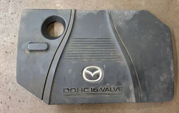 Mazda 5 Engine cover (trim) L372102F1 LF50102F1 L32102F1