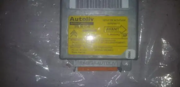Citroen Xsara Picasso Airbag control unit/module 9636894280 550741100
