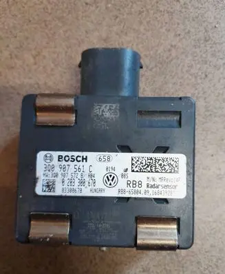 Volkswagen PASSAT B8 Distronic sensor radar 3Q0907561C