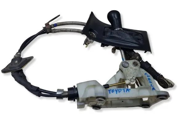 Toyota Corolla E120 E130 Gear shifter/selector 5882112120 5882112150