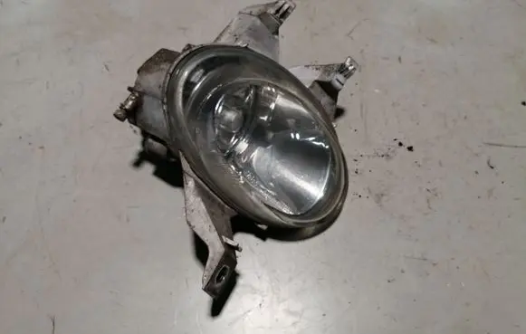 Peugeot 206 Front fog light 9628733980