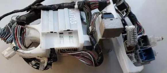 Toyota Corolla E120 E130 Fuse box set