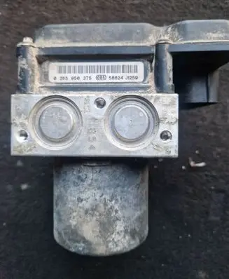 BMW 5 E60 E61 ABS Pump 6769703