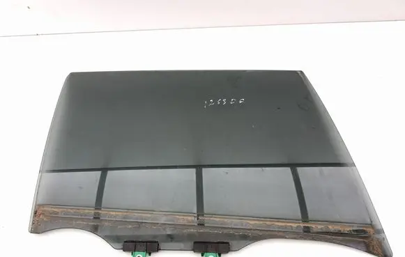 Toyota RAV 4 (XA50) Rear door window glass