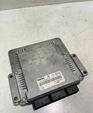Renault Trafic II (X83) Engine control unit/module 8200051609 1039S10920 0281010633