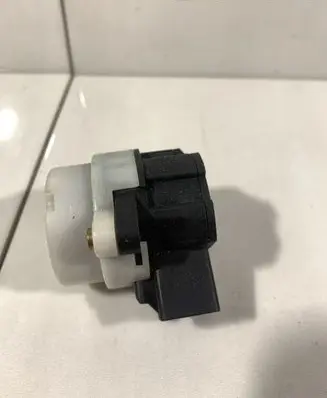 Volvo XC90 Ignition lock contact 8645228