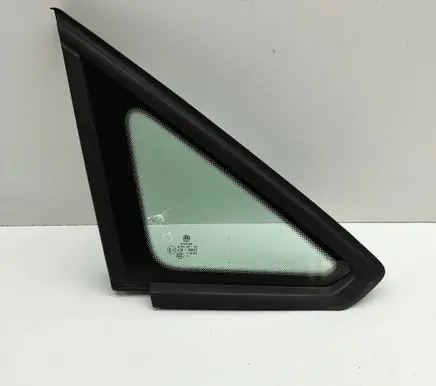 Volkswagen Caddy Front door vent window glass four-door 2K5845412A