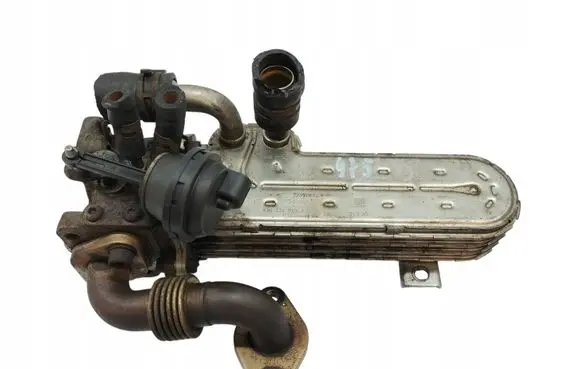 Volkswagen PASSAT B6 EGR valve cooler 03G131513J