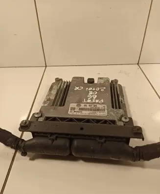 Volkswagen PASSAT B6 Engine control unit/module 03L907309 1039S24297 0281015029