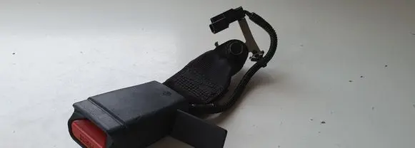 Toyota Auris E180 Rear seatbelt buckle