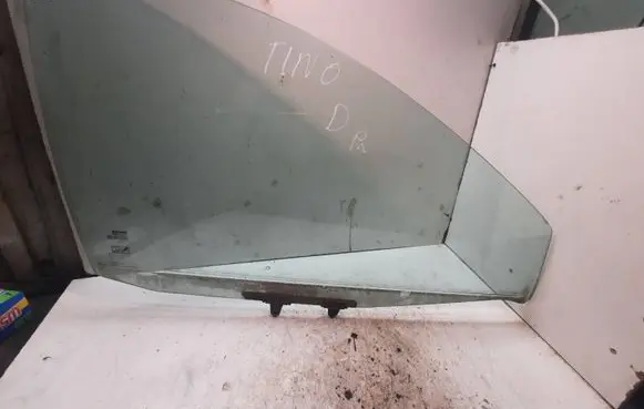 Nissan Almera Tino Front door window glass four-door 43R000479 DOT211M86AS2