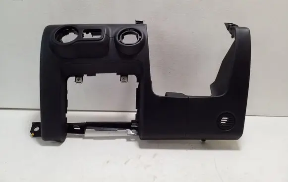 Maserati Ghibli Dashboard lower bottom trim panel 670012666 105295565C 06700184640