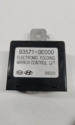KIA Sorento Wing mirror control module 