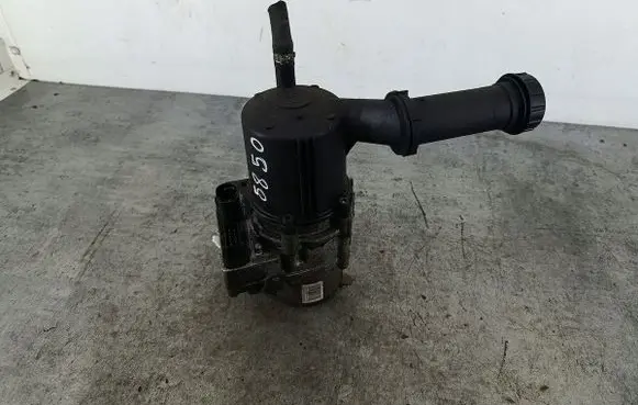 Citroen C4 I Power steering pump 