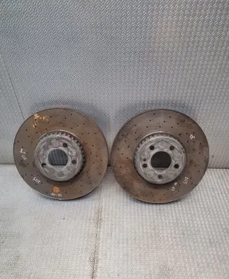 Mercedes-Benz C W205 Front brake disc A0004212212