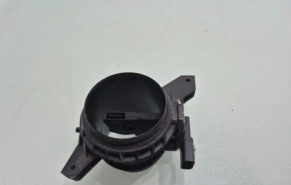 Volvo V40 Mass air flow meter AV619C623CB