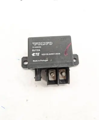 Volvo XC90 Coolant fan relay 31398092