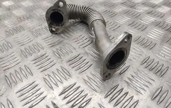 Opel Vivaro EGR valve line/pipe/hose