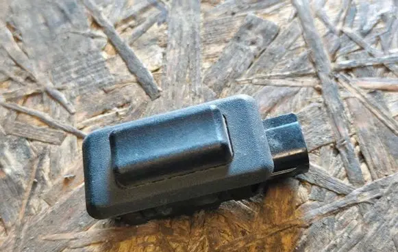 Jeep Grand Cherokee (WJ) Tailgate/boot open switch button 56042450AB