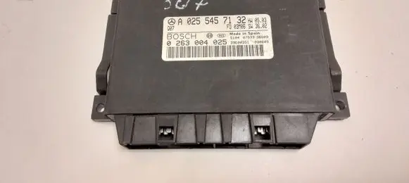 Mercedes-Benz E W211 Parking PDC control unit/module A0255457132