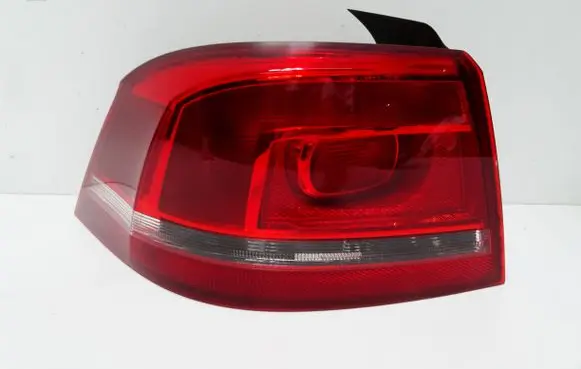 Volkswagen PASSAT B7 Rear/tail lights 3AE945095F 90004873 1729