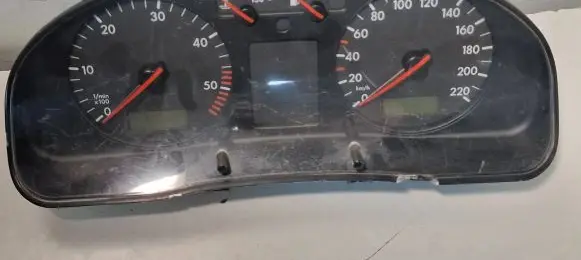 Volkswagen PASSAT B5 Speedometer (instrument cluster) 3B0919880D 110008776005