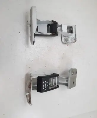 Toyota Proace Loading door lower hinge 